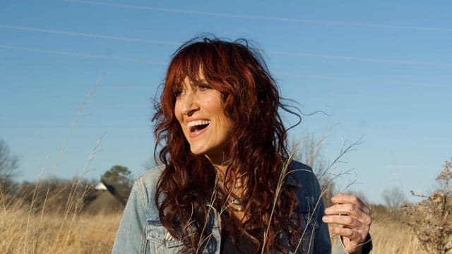 Bridges Tour: Celebrating 30 Years of Jo Dee Messina